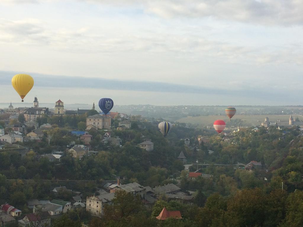 Rooms With Fortetsya View 2 Kamieniec Podolski Zewnętrze zdjęcie