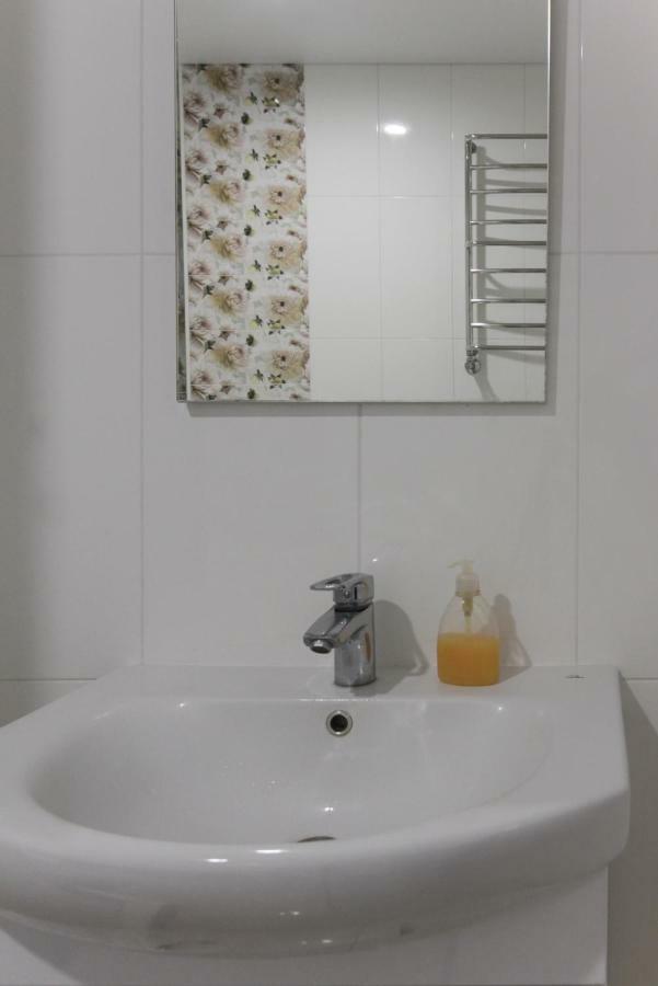 Rooms With Fortetsya View 2 Kamieniec Podolski Zewnętrze zdjęcie