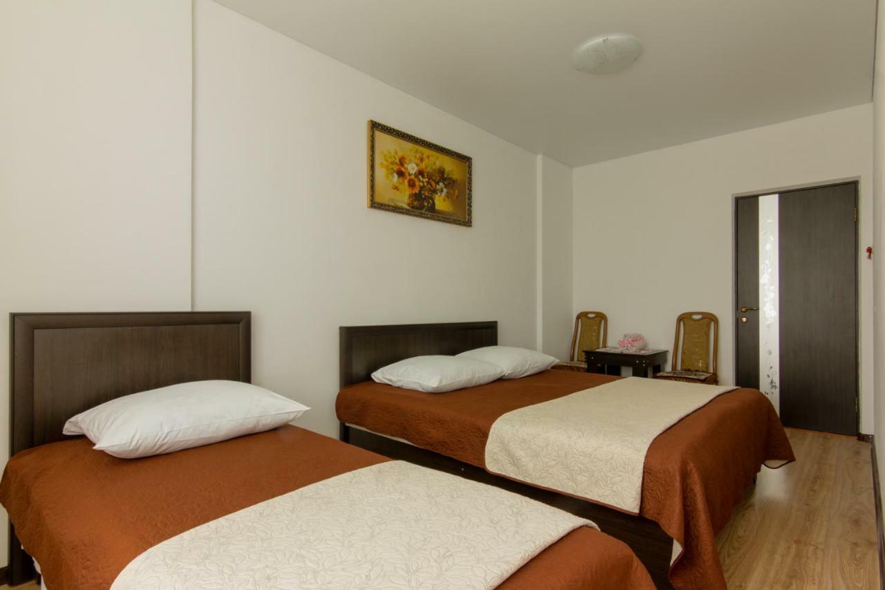 Rooms With Fortetsya View 2 Kamieniec Podolski Zewnętrze zdjęcie